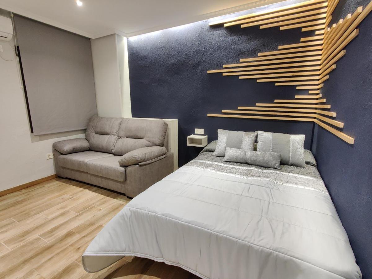 Duerme A Gusto - Tu Habitacion Acogedora En Torredonjimeno Extérieur photo