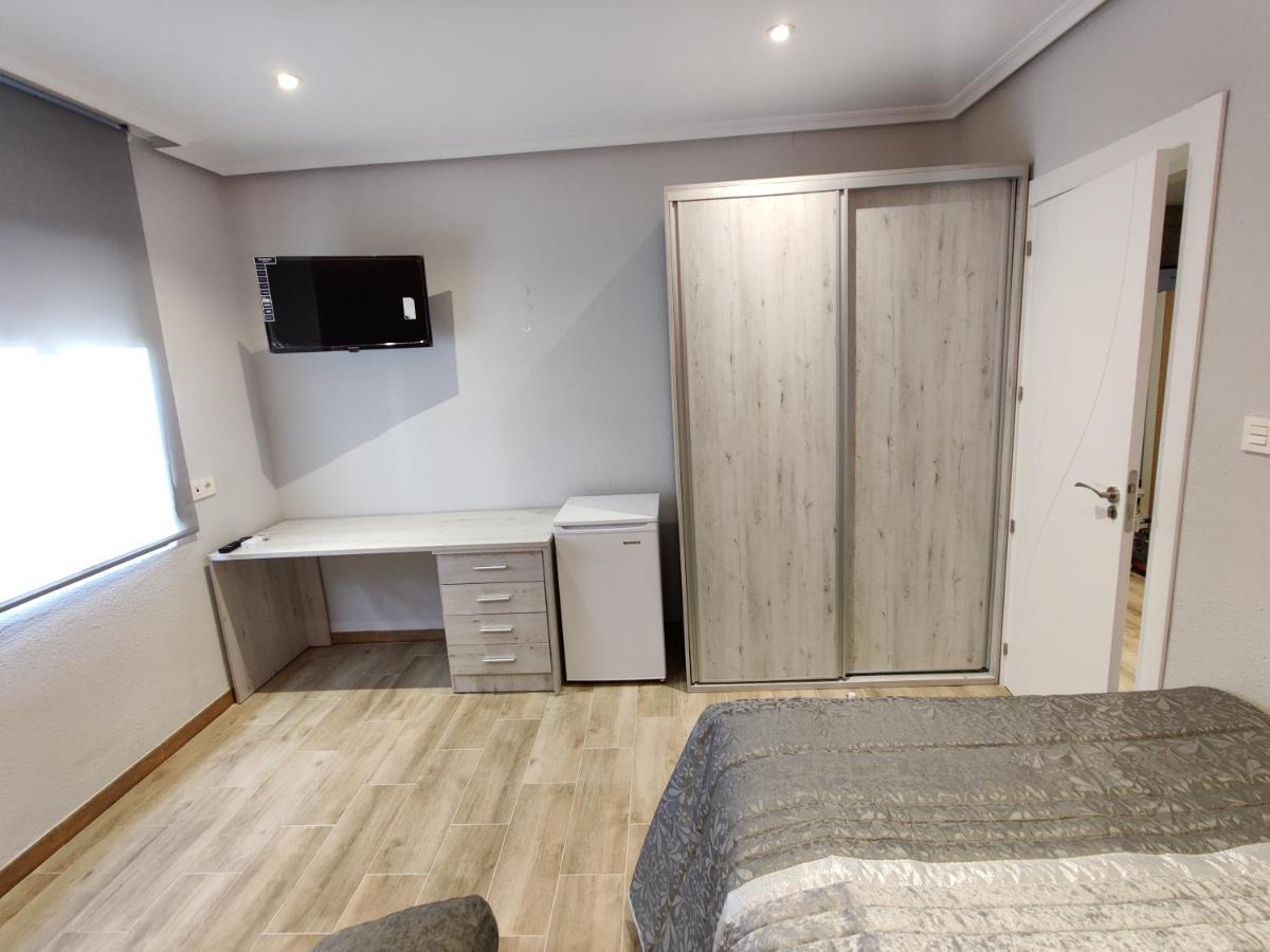 Duerme A Gusto - Tu Habitacion Acogedora En Torredonjimeno Extérieur photo