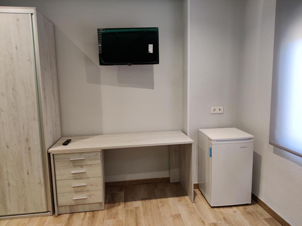 Duerme A Gusto - Tu Habitacion Acogedora En Torredonjimeno Extérieur photo